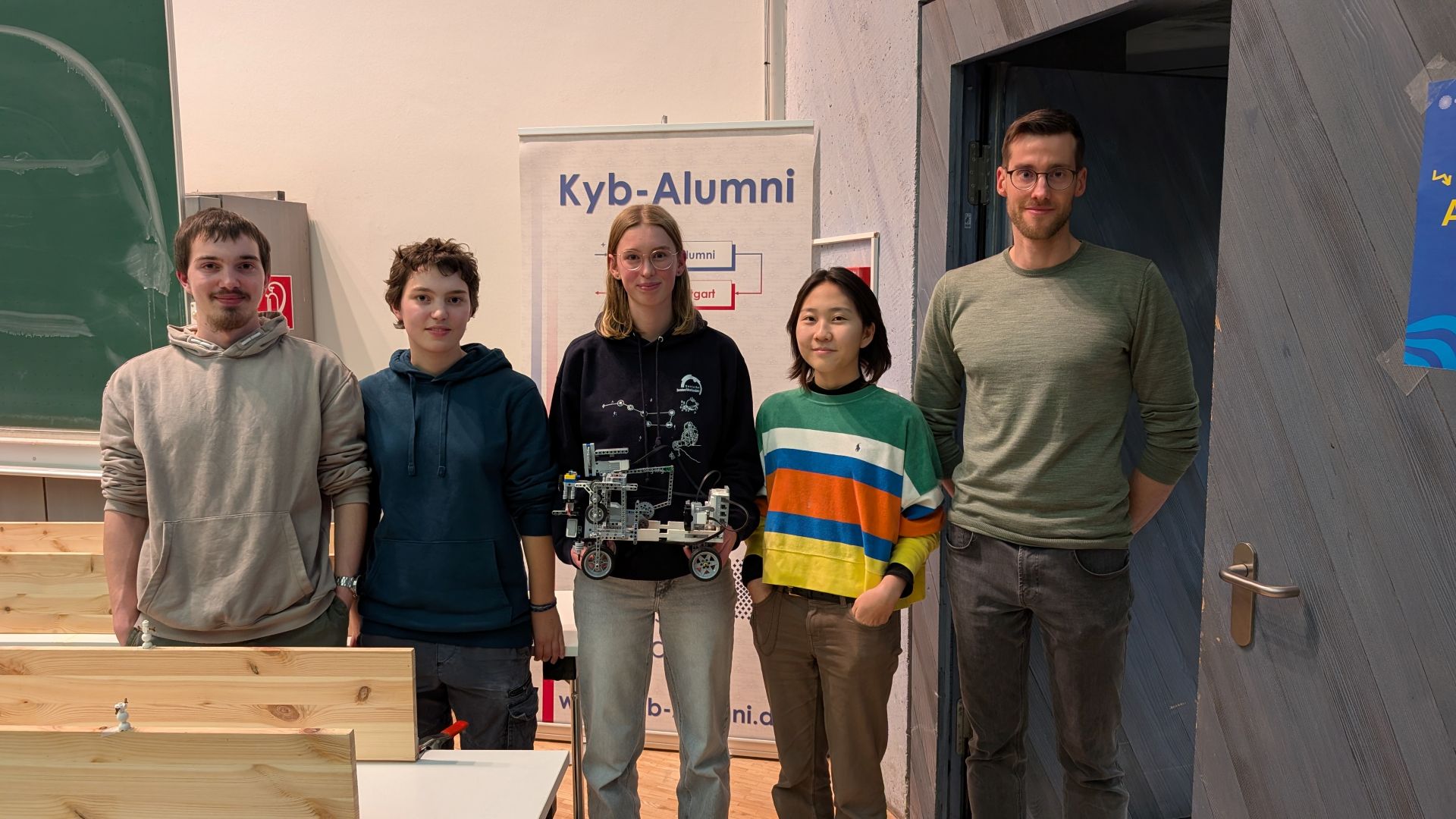 Roborace-Finale 2025: SGH-Team ist das zweitbeste Schülerteam